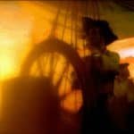 Tipos de piratas 3 Pirata al timon al anochecer